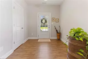 402 Mockingbird Ln, Mebane, NC 27302 - Photo 6