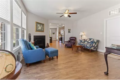 402 Mockingbird Lane, Mebane, NC 27302 - Photo 8