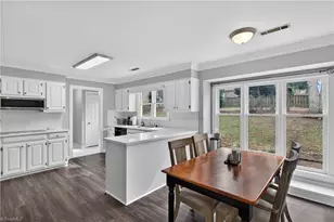 291 Birchridge Dr, Kernersville, NC 27284 - Photo 8