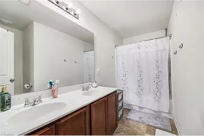 424 Sandybrooke Drive, High Point, NC 27265 - Photo 18