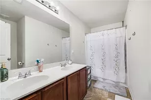 424 Sandybrooke Dr, High Point, NC 27265 - Photo 18