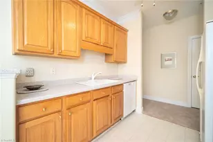 524 College Rd, Greensboro, NC 27410 - Photo 12