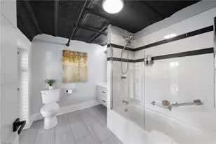 1 W 5th St, Winston-Salem, NC 27101 - Photo 34