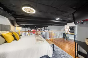 1 W 5th St, Winston-Salem, NC 27101 - Photo 22