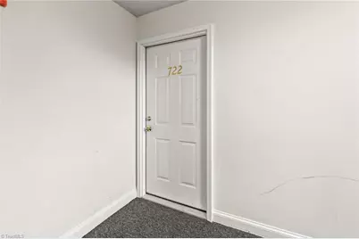 722 Scholastic Court, Winston-Salem, NC 27106 - Photo 4
