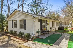 1342 Tredwell Dr, Winston-Salem, NC 27103 - Photo 2