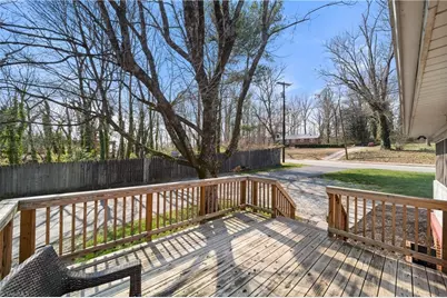 1734 Lancelot Lane, Winston-Salem, NC 27103 - Photo 10