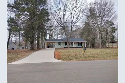 424 Auburndale Street, Winston-Salem, NC 27104 - Photo 2