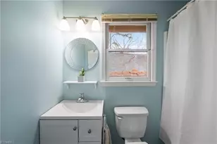 101 Beechwood Dr, Carrboro, NC 27510 - Photo 42