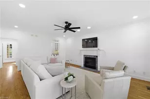 19 Thimbleberry Square, Greensboro, NC 27455 - Photo 8