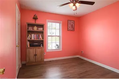 11 Stoney Point Court, Thomasville, NC 27360 - Photo 14