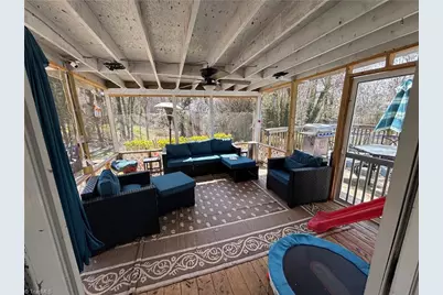 524 Mark Lane, North Wilkesboro, NC 28659 - Photo 6