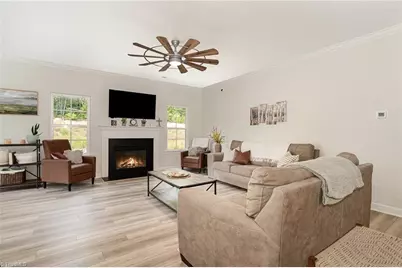 2431 Redwood Hill Run, Kernersville, NC 27284 - Photo 10