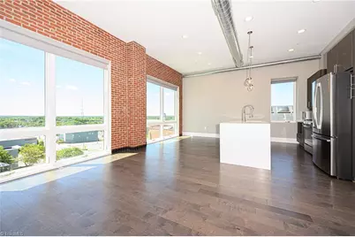 400 W 4th Street #504, Winston-Salem, NC 27101 - Photo 4