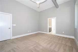 400 W 4th St, Winston-Salem, NC 27101 - Photo 18