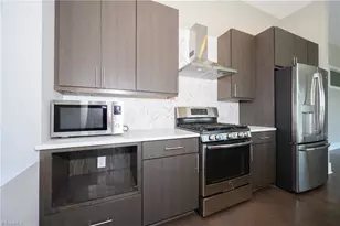 400 W 4th St, Winston-Salem, NC 27101 - Photo 10