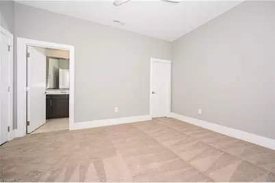 400 W 4th Street #504, Winston-Salem, NC 27101 - Photo 24