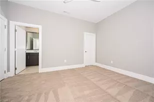 400 W 4th St, Winston-Salem, NC 27101 - Photo 24