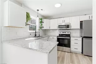 612 Spring Leaf Ct, Greensboro, NC 27455 - Photo 10