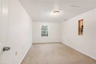 2110 Royall Dr, Winston-Salem, NC 27106 - Photo 32