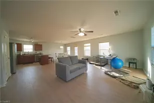 112 York Pl, Linwood, NC 27299 - Photo 2