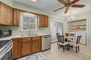 207 Auden Dr, Greensboro, NC 27406 - Photo 10