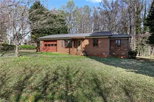 207 Auden Dr, Greensboro, NC 27406 - Photo 2