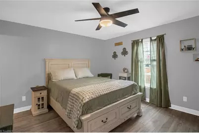 104 Black Avenue, Thomasville, NC 27360 - Photo 18