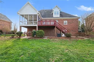 196 Oakmont Dr, Advance, NC 27006 - Photo 18