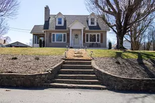 110 E Main St, Jonesville, NC 28642 - Photo 1