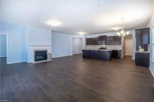 5556 Baverhof Dr, Greensboro, NC 27405 - Photo 8