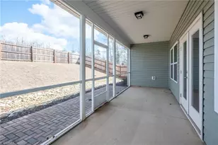 5556 Baverhof Dr, Greensboro, NC 27405 - Photo 34