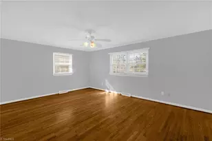 1810 Independence Rd, Greensboro, NC 27408 - Photo 18