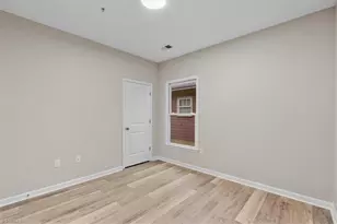 2127 McConnell Rd, Greensboro, NC 27401 - Photo 22