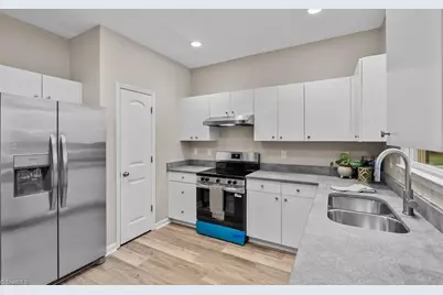 2127 McConnell Road, Greensboro, NC 27401 - Photo 10