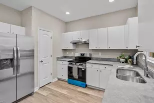 2127 McConnell Rd, Greensboro, NC 27401 - Photo 10