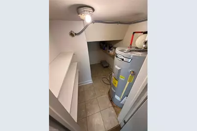 318 Hanover Arms Court, Winston-Salem, NC 27104 - Photo 8