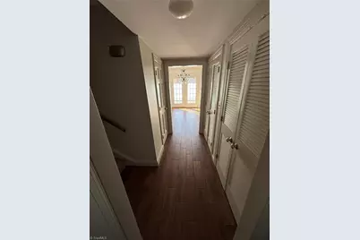 318 Hanover Arms Court, Winston-Salem, NC 27104 - Photo 4