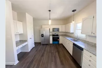 905 Kensal Green Drive, Kernersville, NC 27284 - Photo 2