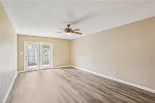 2431 Moran St, Burlington, NC 27215 - Photo 4