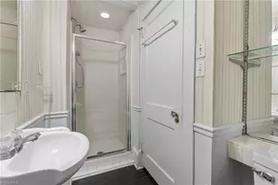 708 E Lake Dr, Greensboro, NC 27401 - Photo 16