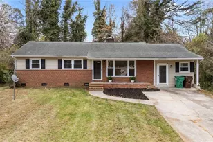 1108 Dartmouth Ave, High Point, NC 27260 - Photo 2