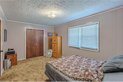 636 Hamburg Street, Mount Airy, NC 27030 - Photo 18