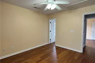 3819 Raintree Dr, Greensboro, NC 27407 - Photo 26