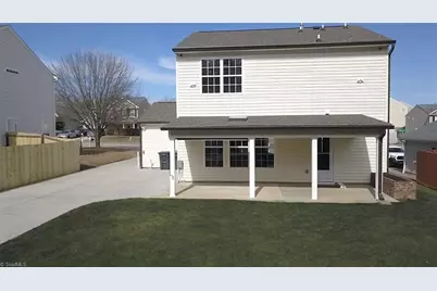 3819 Raintree Drive, Greensboro, NC 27407 - Photo 4