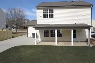 3819 Raintree Dr, Greensboro, NC 27407 - Photo 4