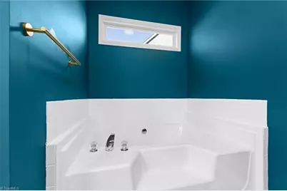 1108 Elmwood Avenue, High Point, NC 27265 - Photo 18