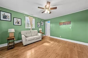 724 E Main St, Seagrove, NC 27341 - Photo 12