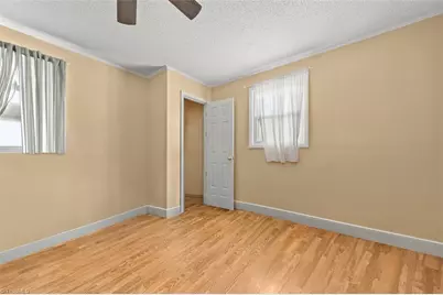 724 E Main Street, Seagrove, NC 27341 - Photo 16