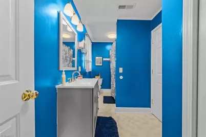 724 E Main Street, Seagrove, NC 27341 - Photo 14